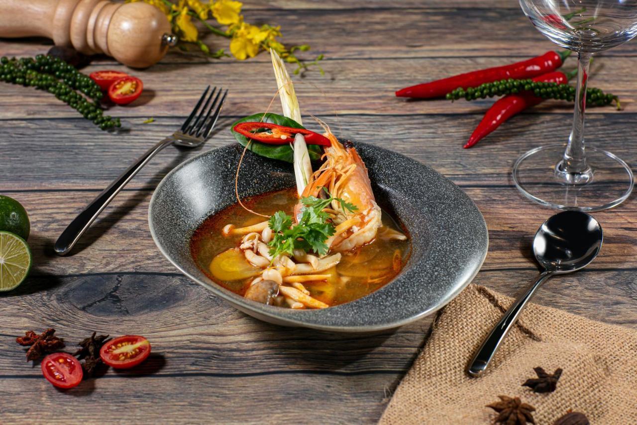 Bendecir Hotel & Spa - Formerly Babylon Garden Hotel & Spa Hanoi Bagian luar foto